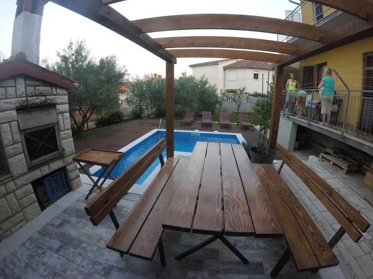 Apartments Romy Pula
