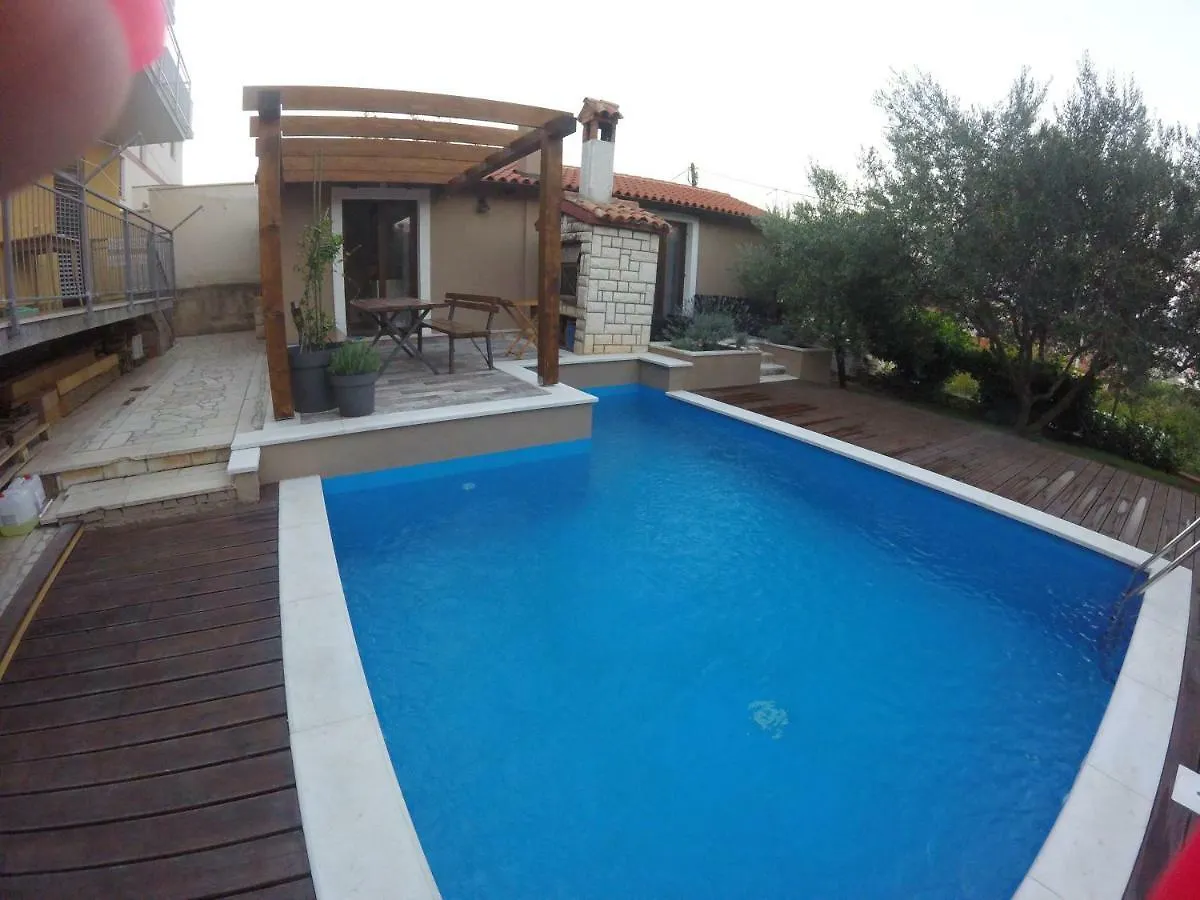 Apartments Romy Pula