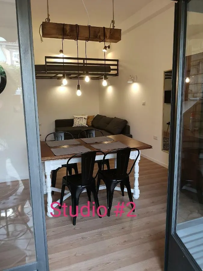 Apartments Romy Pula 0*,
