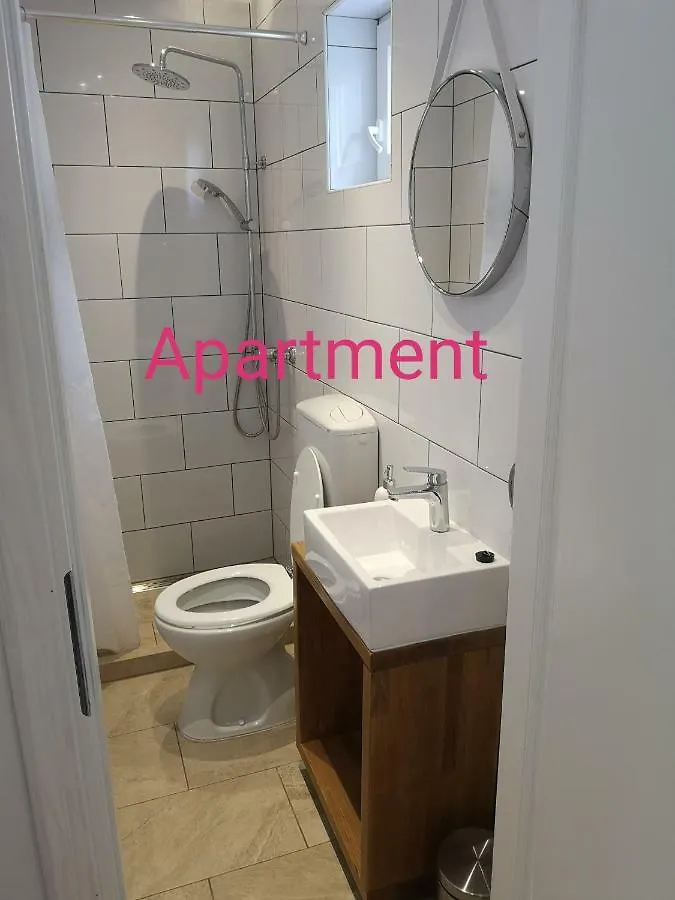 Apartments Romy Pula 0*,